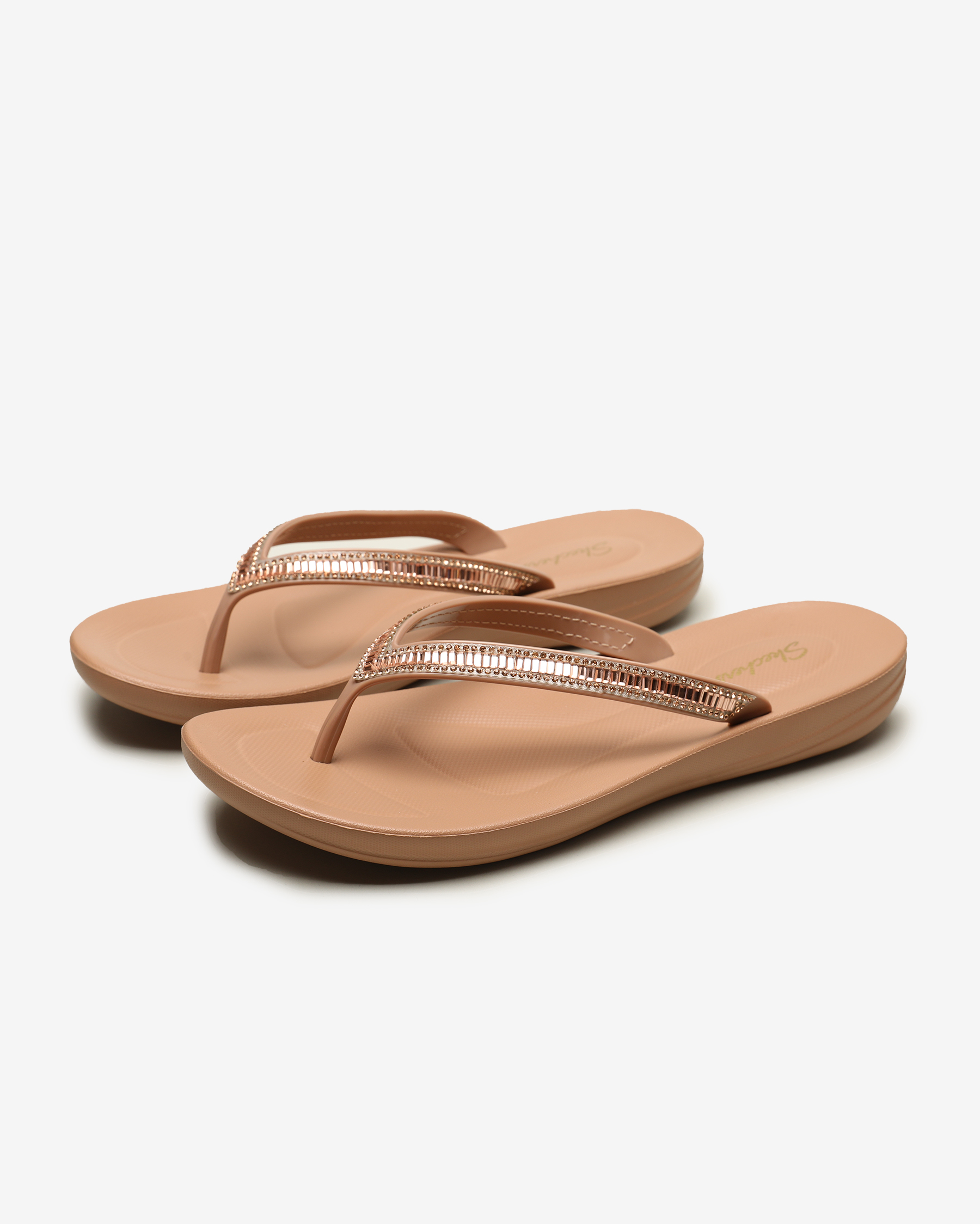 Skechers 2025 bungalow poolside