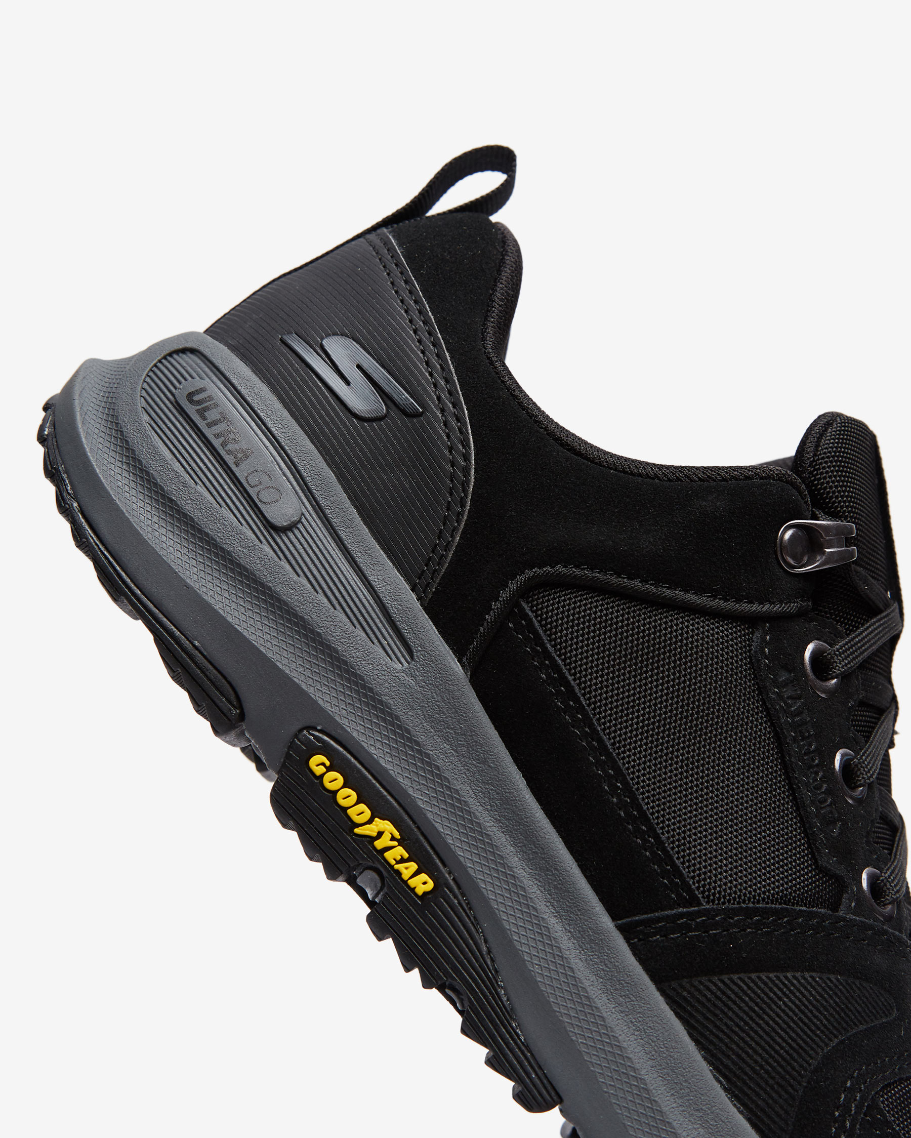 Skechers Go Walk Outdoor - Massif Erkek Siyah Yürüyüş Ayakkabısı