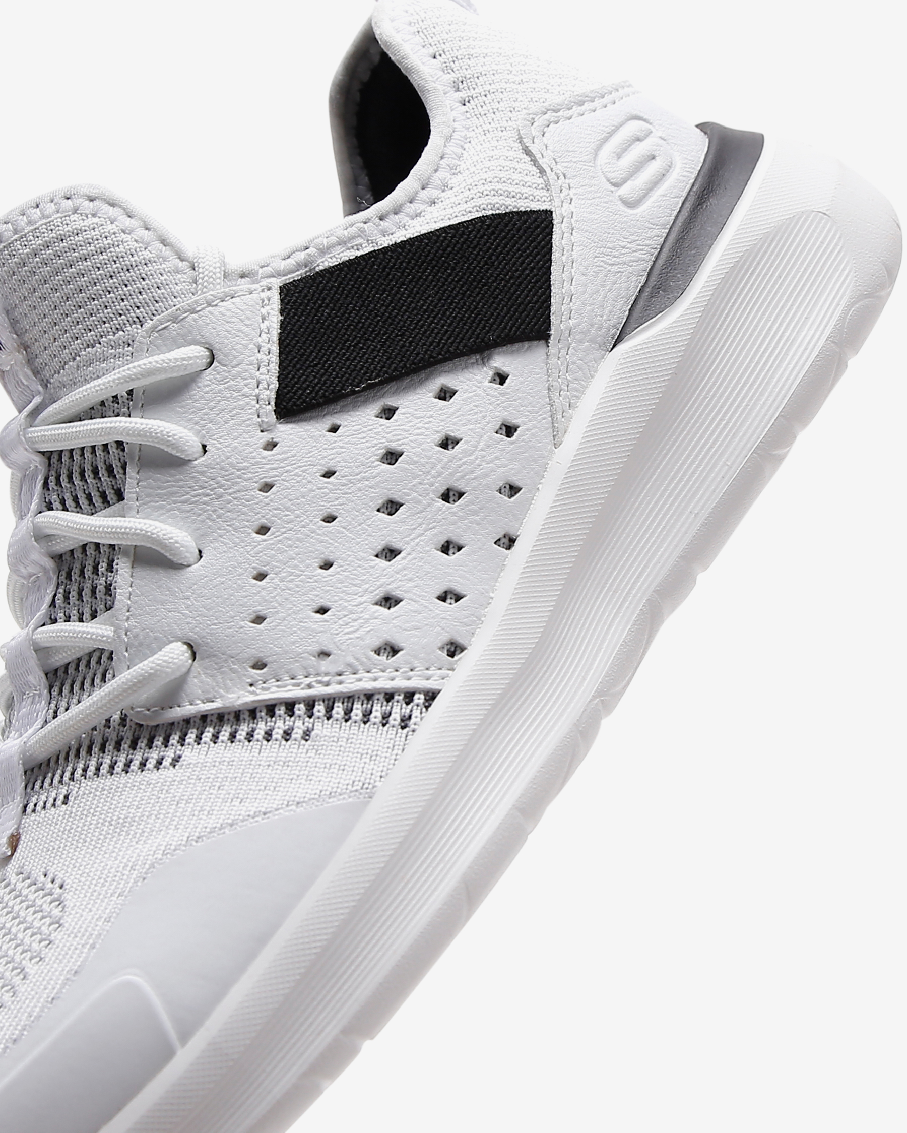 Skechers Lattimore - Protero Erkek Beyaz Günlük Ayakkabı 210243 WBK