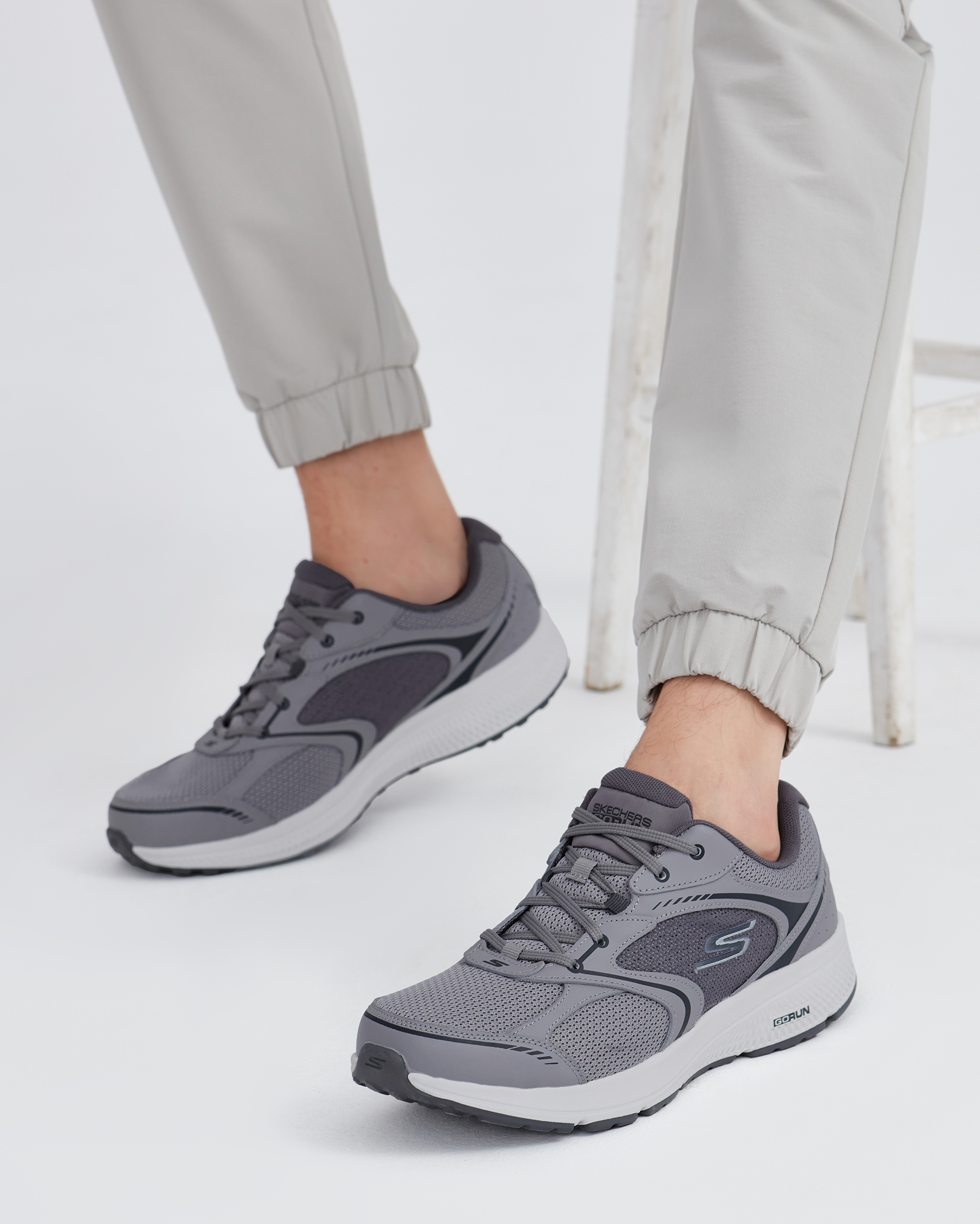 Skechers Go Run Consistent - Specie Erkek Gri Koşu Ayakkabısı