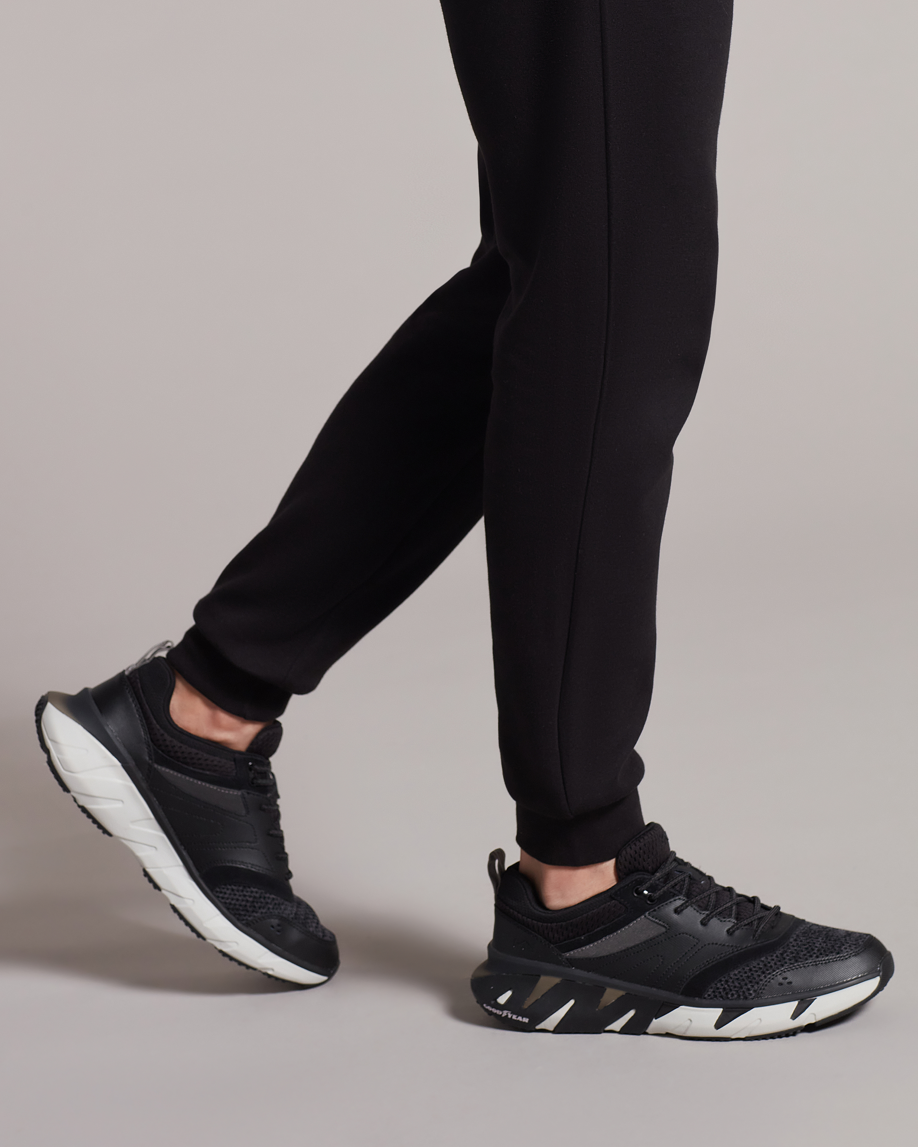 Skechers Ziggy - Cutoff Erkek Siyah Sneakers 222154 BLK