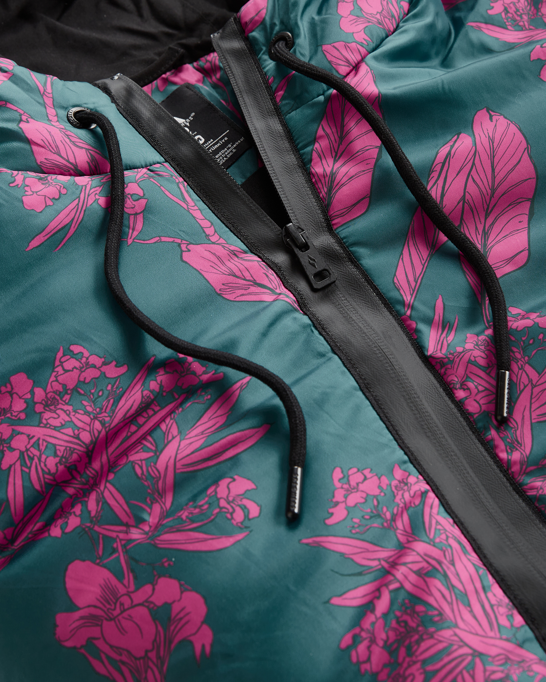 Skechers W Capsule Coll All-over Printed Padded Jacket Kadın Haki