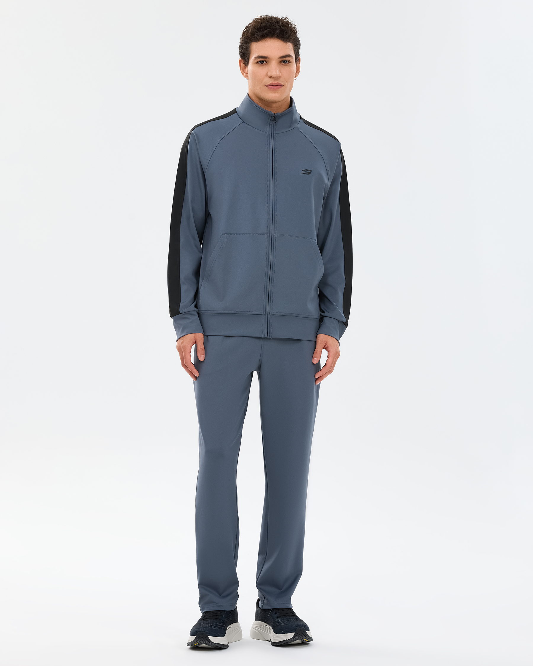 ダニ•エスケーププレミアム　ピロ−パッド　(サックス色、クリ−ム色)　1枚 Skechers M Performance Track Suit Erkek Gri Eşofman Takımı S241211