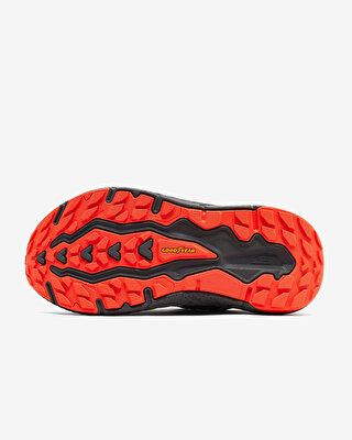 Max Cushioning Premier Trail 2.0 220924 CHAR_3