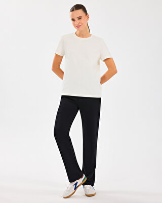 W Essential Crewneck T-shirt S2510029-102_2