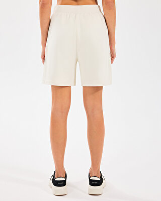 W Essential 5 Inch Sweatshort S2510035-102_3