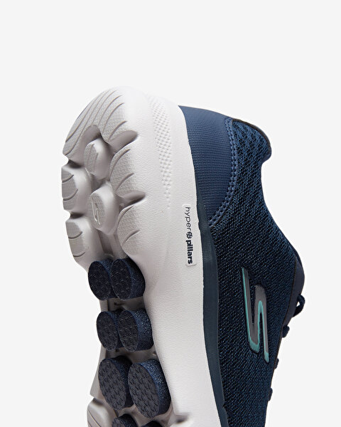 Skechers Go Walk 6  -  Iconic Vision Kadın Lacivert Yürüyüş Ayakkabısı 124514 NVTQ-6