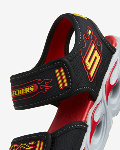 Skechers Thermo - Splash  -  Heat - Flo Büyük Erkek Çocuk Siyah Işıklı Sandalet 400109L BKRD-7