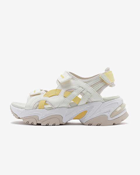 Kad n Sandalet ve Kad n Sandalet Modelleri Skechers ta