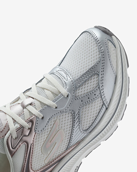 Skechers Go Run Consistent 2.0-Volt Kadın Beyaz Koşu Ayakkabısı 128633 OFWT-6