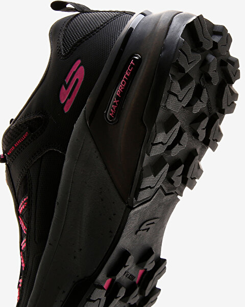 Skechers Max Protect Legacy Kadın Siyah Outdoor Ayakkabı 180201 BKPK-1