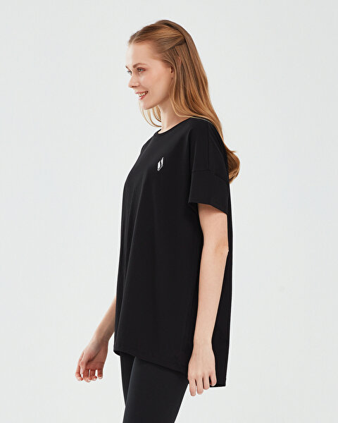 Skechers W Performance Tops Crew Neck T-shirt Kadın Siyah Tshirt S221482-001-1
