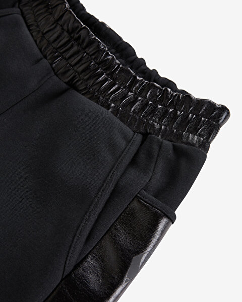 Skechers W 2Xi-lock Foil Covered 5Inch Short Kadın Siyah Şort S231143-001-2