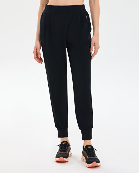 Skechers W Micro Pant Kadın Siyah Eşofman Altı S211078-3817