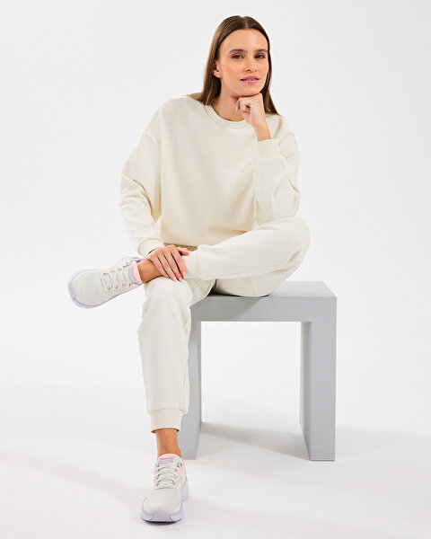 W Essential Crewneck Sweatshirt S242109-102_2