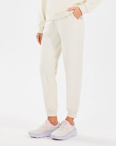 W Essential Jogger Sweatpant S242118-102_1