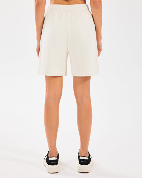 W Essential 5 Inch Sweatshort S2510035-102_3