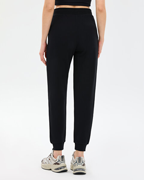 Skechers W Essentials Jogger Sweatpant Kadın Siyah Eşofman Altı S2610002-3817-2