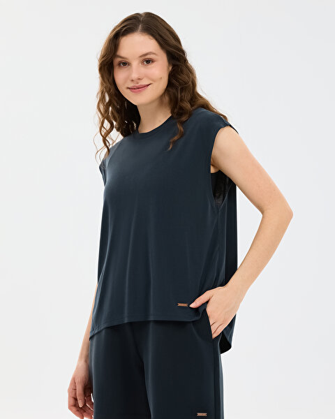 Skechers W Soft Touch Loose Fit T-shirt Kadın Siyah Tshirt S2610047-3817-4