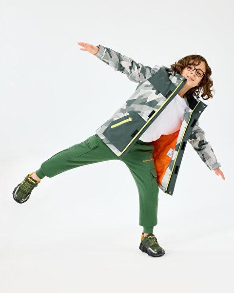 Skechers B Outerwear Padded Jacket Büyük Erkek Çocuk Gri Mont SK242025-040-5