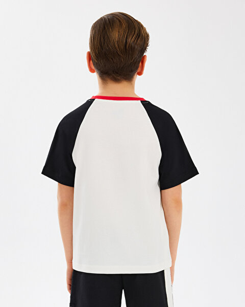 Skechers B Graphic Tee T-shirt Büyük Erkek Çocuk Beyaz Tshirt SK2510038-102-1