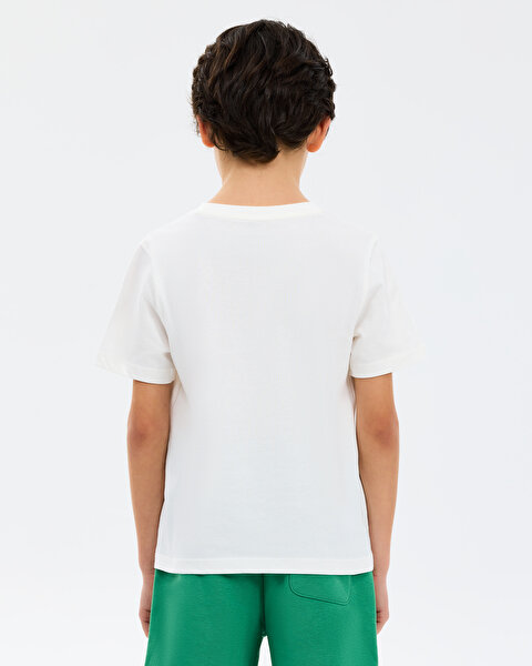 Skechers B Graphic Tee Regular Fit T-shirt Büyük Erkek Çocuk Beyaz Tshirt SK2610081-3855-3